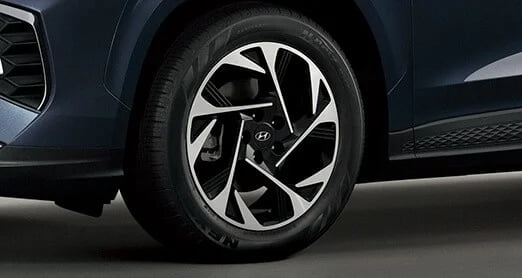 Hyundai Custin