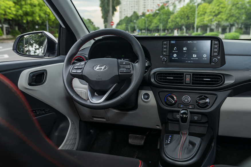 Hyundai i10 Sedan